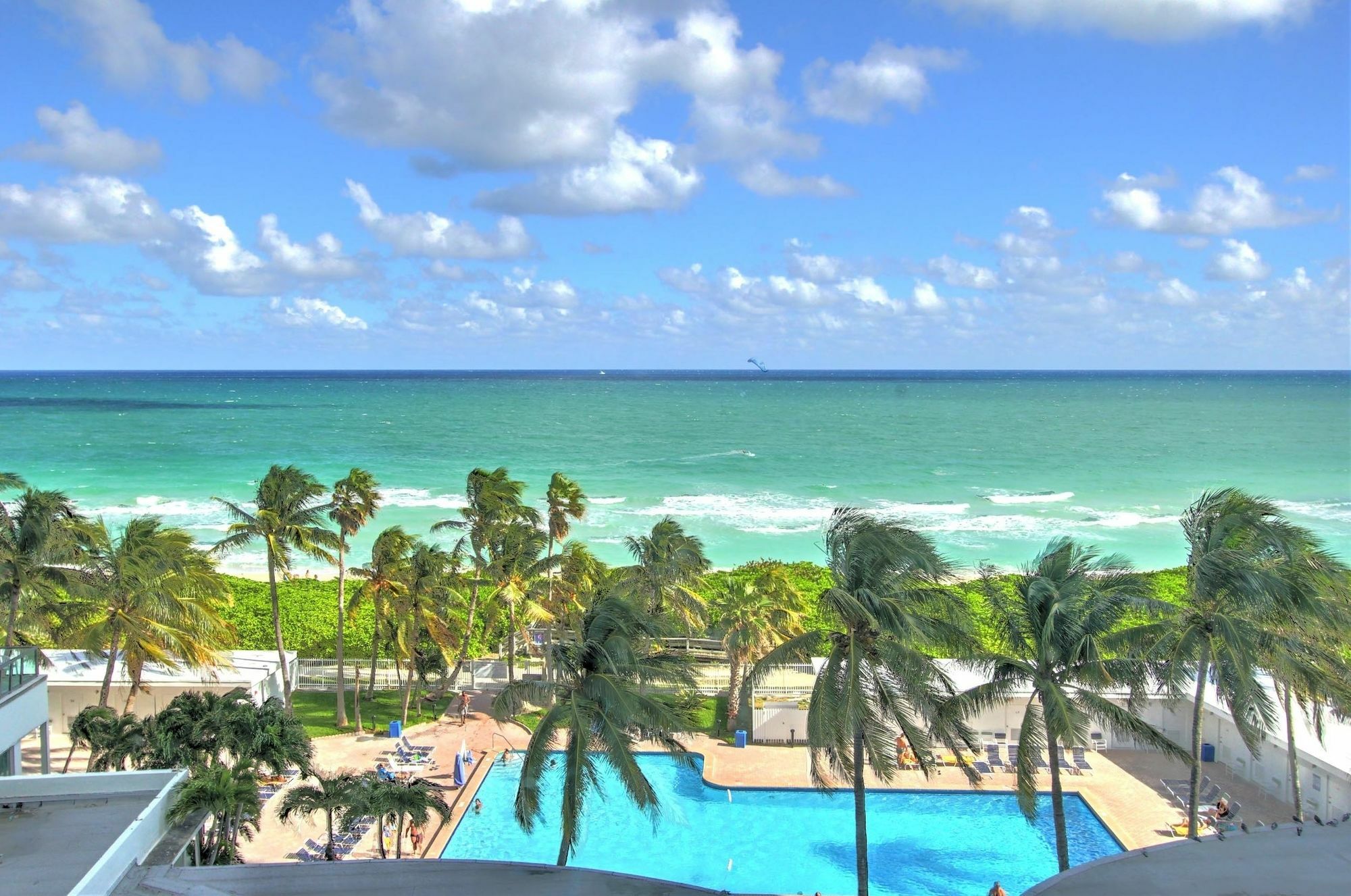 Private Apartments At The Casablanca Miami Beach Luaran gambar