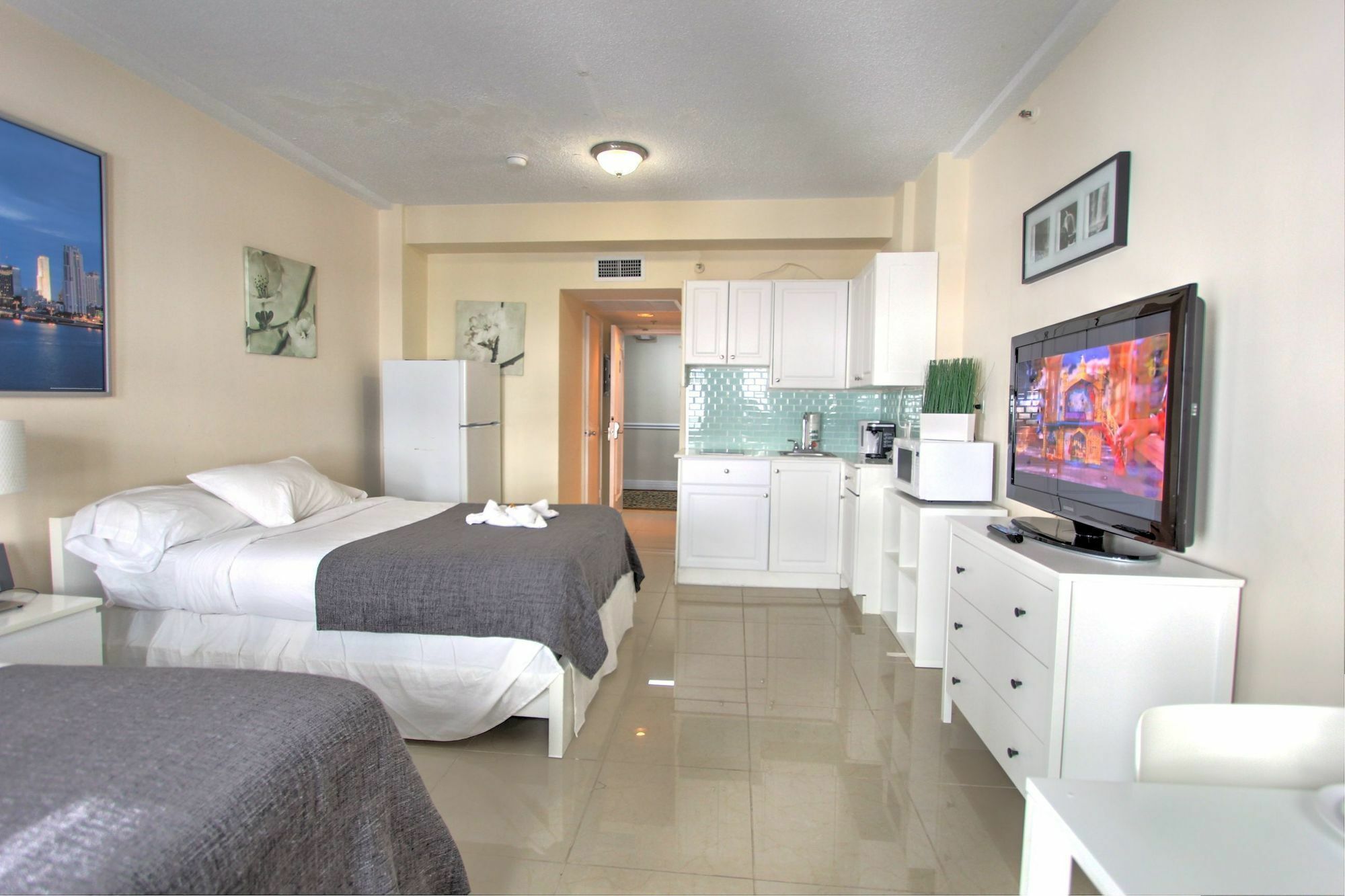 Private Apartments At The Casablanca Miami Beach Luaran gambar